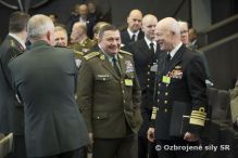 Nelnk generlneho tbu rokoval na 182. zasadan Vojenskho vboru NATO v Bruseli